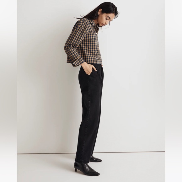 Madewell The Signature Poplin Crop Shirt in Plaid Classic Indigo - Picture 2 of 11